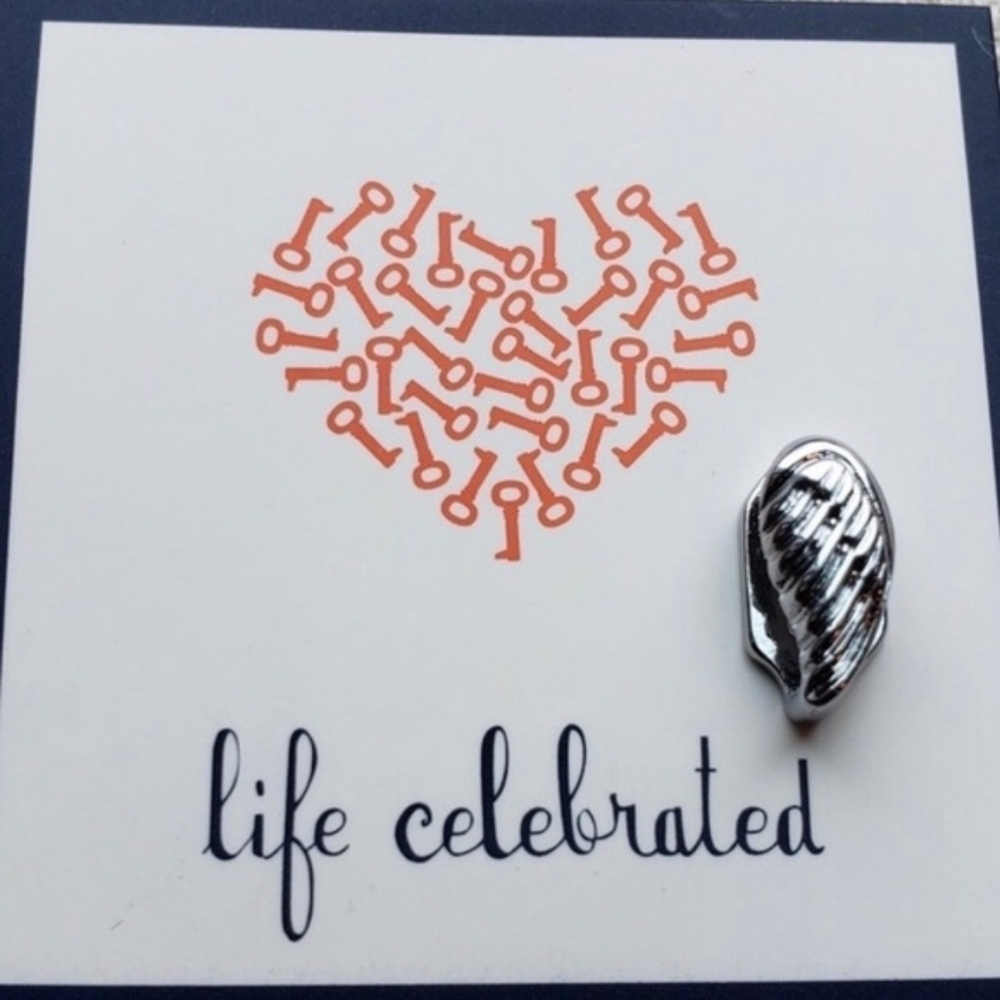 Keep Collective silver ANGEL WING charm retired! New